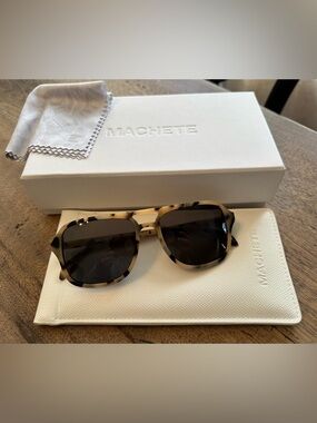 EUC Machete Jane Sunglasses in Blonde Tortoise.